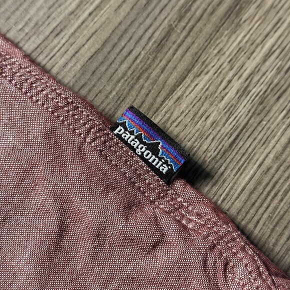 Patagonia Men's Long-Sleeved Lightweight Chambray Shirt - Red - Picture 3 of 6